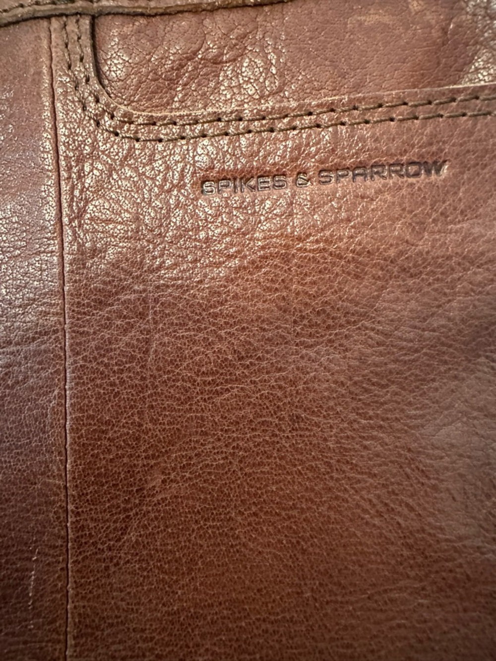 Classic Brown Leather Crossbody Bag with Adjustable Strap - Picture 3 of 9